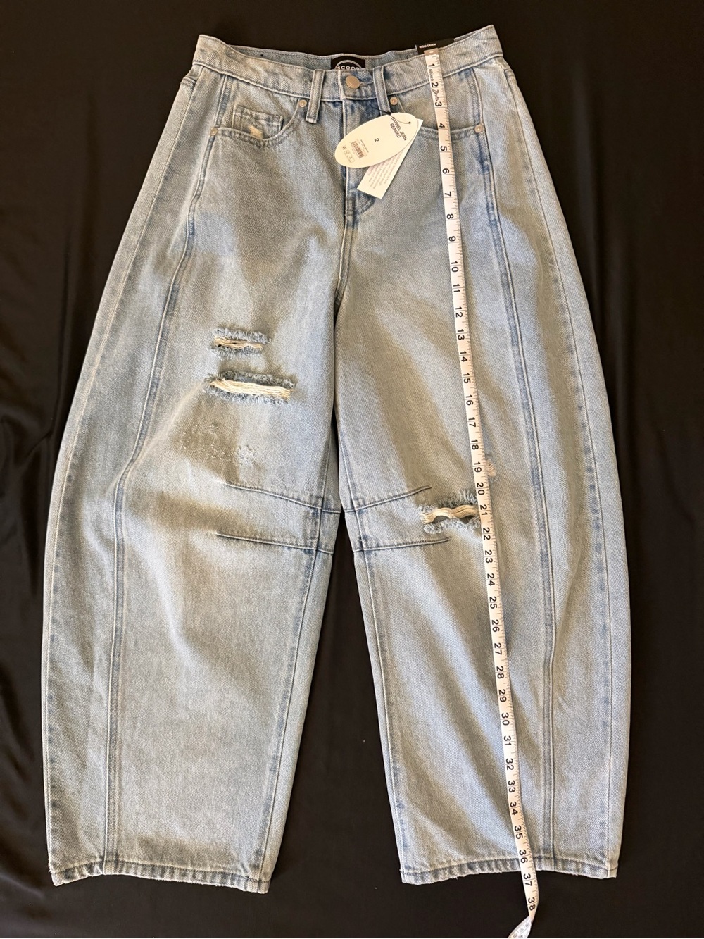 Scoop High Rise Barrel Jeans Distressed Light Wash NWT Size 2 - Picture 6 of 7